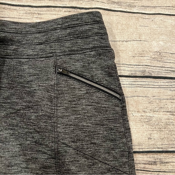 Athleta Athleisure Skort in Charcoal Grey Size Medium - Picture 6 of 11